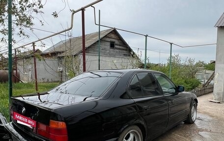 BMW 5 серия, 1988 год, 390 000 рублей, 2 фотография