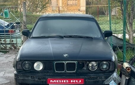 BMW 5 серия, 1988 год, 390 000 рублей, 3 фотография