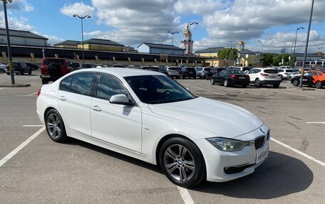 BMW 3 серия, 2013 год, 2 140 000 рублей, 6 фотография
