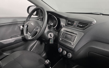 KIA Rio III рестайлинг, 2016 год, 819 000 рублей, 10 фотография