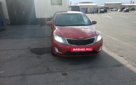 KIA Rio III рестайлинг, 2013 год, 830 000 рублей, 6 фотография