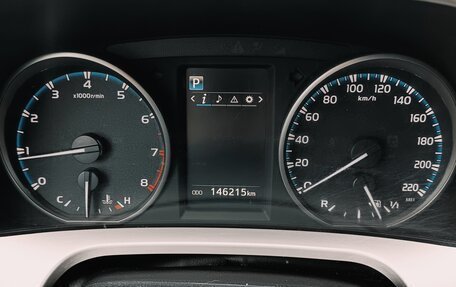 Toyota RAV4, 2017 год, 3 000 000 рублей, 16 фотография