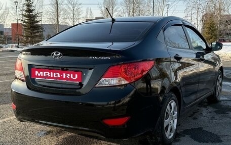 Hyundai Solaris II рестайлинг, 2013 год, 900 000 рублей, 5 фотография