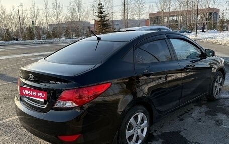 Hyundai Solaris II рестайлинг, 2013 год, 900 000 рублей, 6 фотография