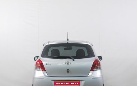 Toyota Vitz, 2009 год, 649 000 рублей, 6 фотография