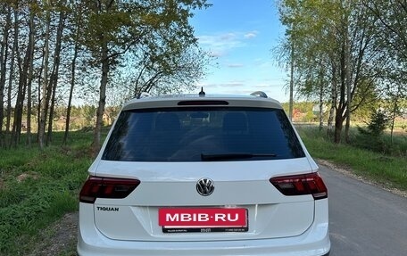 Volkswagen Tiguan II, 2018 год, 2 180 000 рублей, 4 фотография