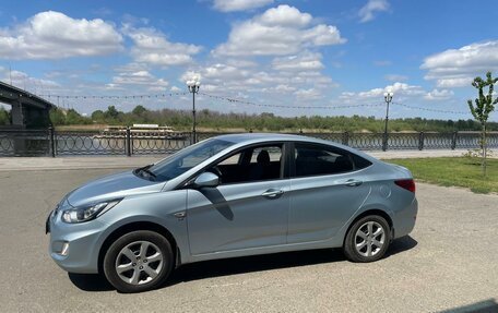 Hyundai Solaris II рестайлинг, 2011 год, 830 000 рублей, 5 фотография