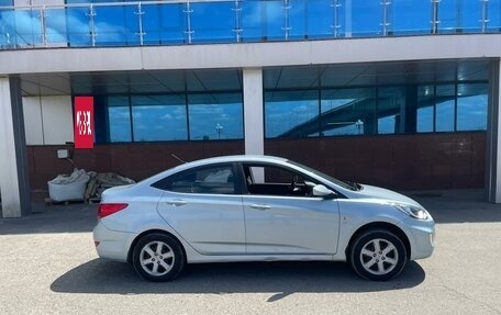 Hyundai Solaris II рестайлинг, 2011 год, 830 000 рублей, 12 фотография