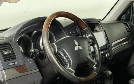 Mitsubishi Pajero IV, 2008 год, 1 247 000 рублей, 13 фотография