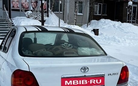 Toyota Platz, 2003 год, 300 000 рублей, 6 фотография