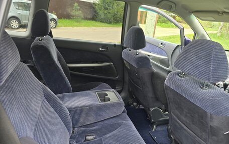 Honda Stream I рестайлинг, 2002 год, 465 000 рублей, 8 фотография