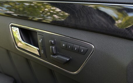 Mercedes-Benz E-Класс, 2011 год, 1 555 000 рублей, 20 фотография