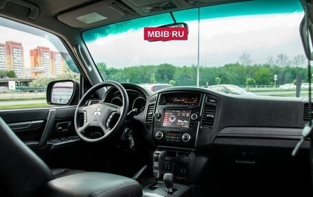 Mitsubishi Pajero IV, 2011 год, 1 655 000 рублей, 18 фотография
