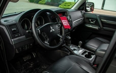 Mitsubishi Pajero IV, 2011 год, 1 655 000 рублей, 10 фотография