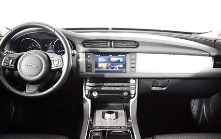 Jaguar XF II, 2016 год, 2 600 000 рублей, 4 фотография