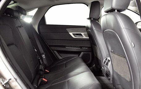 Jaguar XF II, 2016 год, 2 600 000 рублей, 3 фотография