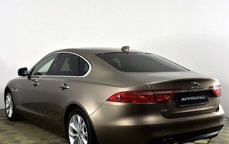 Jaguar XF II, 2016 год, 2 600 000 рублей, 14 фотография