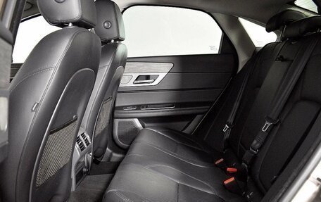 Jaguar XF II, 2016 год, 2 600 000 рублей, 11 фотография