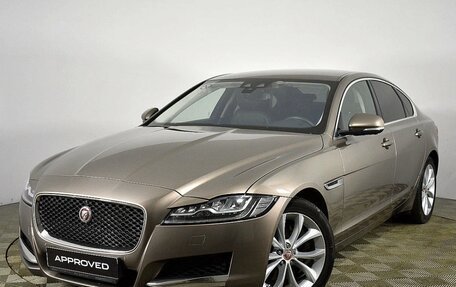 Jaguar XF II, 2016 год, 2 600 000 рублей, 18 фотография