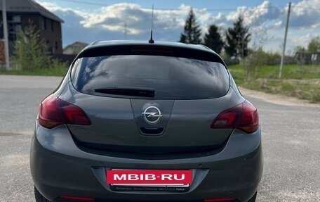 Opel Astra J, 2011 год, 780 000 рублей, 5 фотография