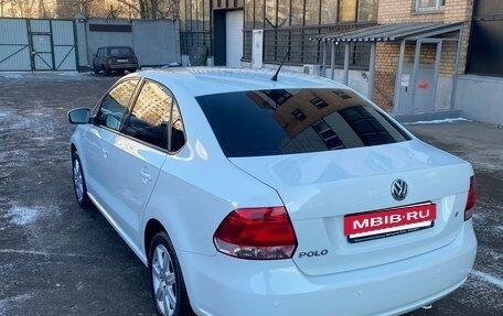 Volkswagen Polo VI (EU Market), 2013 год, 950 000 рублей, 3 фотография