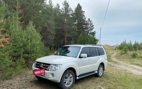 Mitsubishi Pajero IV, 2014 год, 3 500 000 рублей, 3 фотография