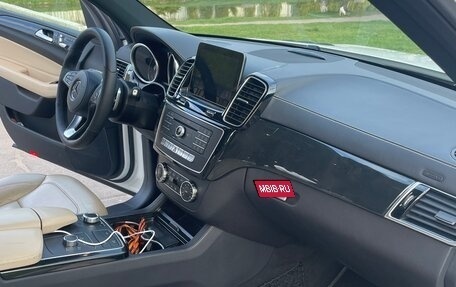 Mercedes-Benz GLS, 2017 год, 3 519 000 рублей, 22 фотография