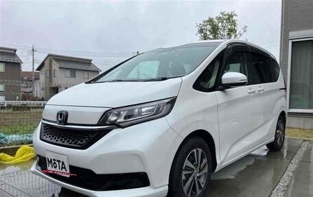 Honda Freed II, 2020 год, 1 500 000 рублей, 2 фотография