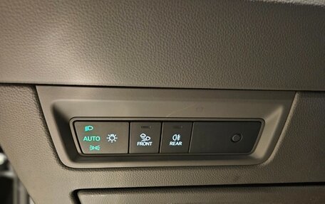 Volkswagen Touareg III, 2022 год, 4 800 000 рублей, 13 фотография