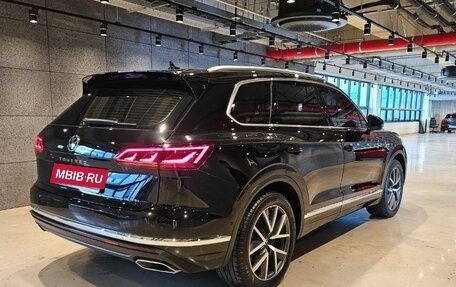 Volkswagen Touareg III, 2022 год, 4 800 000 рублей, 4 фотография