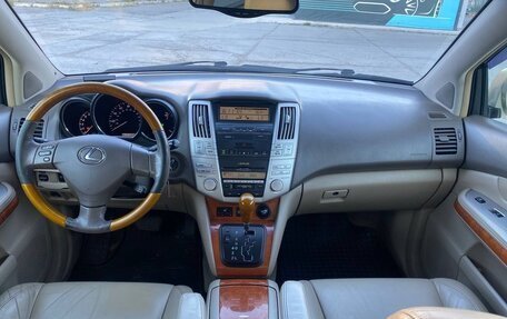 Lexus RX II рестайлинг, 2004 год, 800 000 рублей, 13 фотография