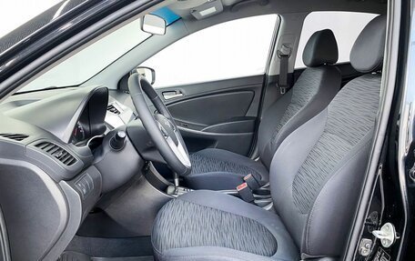 Hyundai Solaris II рестайлинг, 2015 год, 1 070 000 рублей, 11 фотография