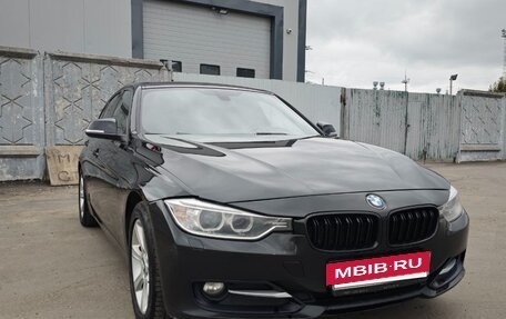 BMW 3 серия, 2013 год, 1 920 000 рублей, 3 фотография