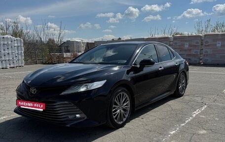 Toyota Camry, 2018 год, 3 350 000 рублей, 3 фотография
