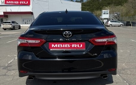 Toyota Camry, 2018 год, 3 350 000 рублей, 5 фотография