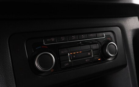 Volkswagen Amarok I рестайлинг, 2013 год, 2 200 000 рублей, 14 фотография