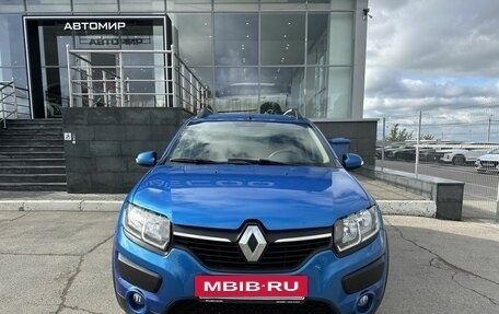 Renault Sandero II рестайлинг, 2015 год, 950 000 рублей, 2 фотография