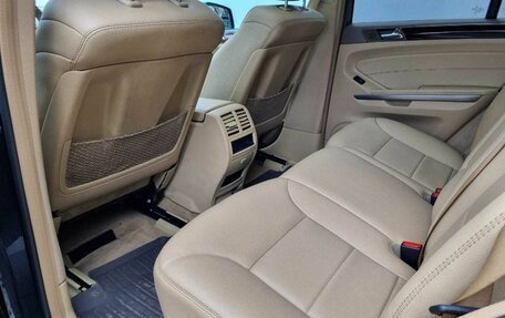 Mercedes-Benz M-Класс, 2010 год, 1 600 000 рублей, 10 фотография