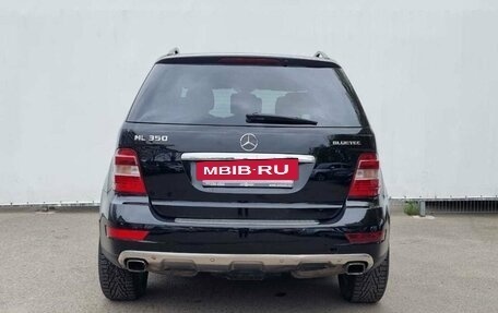 Mercedes-Benz M-Класс, 2010 год, 1 600 000 рублей, 6 фотография