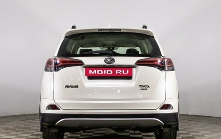 Toyota RAV4, 2016 год, 2 099 000 рублей, 6 фотография