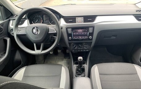Skoda Rapid I, 2018 год, 1 260 000 рублей, 9 фотография