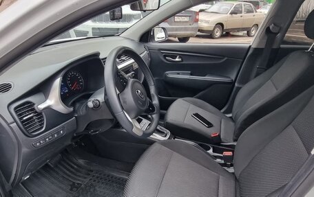 KIA Rio IV, 2021 год, 1 900 000 рублей, 5 фотография