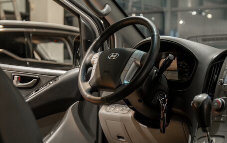 Hyundai Grand Starex Grand Starex I рестайлинг 2, 2014 год, 1 955 000 рублей, 11 фотография