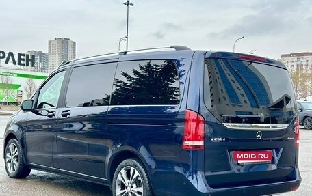 Mercedes-Benz V-Класс, 2017 год, 5 500 000 рублей, 7 фотография