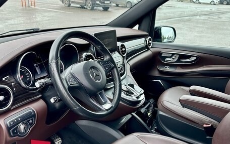 Mercedes-Benz V-Класс, 2017 год, 5 500 000 рублей, 10 фотография