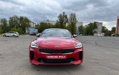 KIA Stinger I, 2018 год, 2 450 000 рублей, 2 фотография