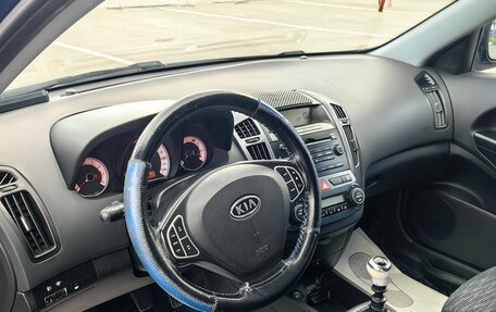 KIA cee'd I рестайлинг, 2009 год, 850 000 рублей, 23 фотография