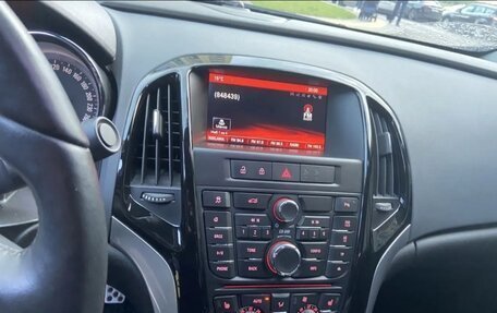 Opel Astra J, 2014 год, 980 000 рублей, 15 фотография