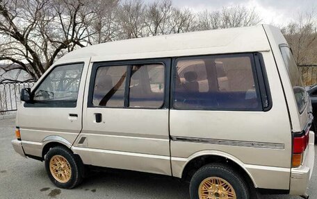 Nissan Vanette II, 1989 год, 200 000 рублей, 4 фотография