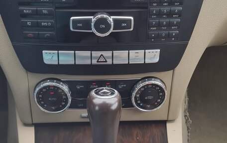 Mercedes-Benz C-Класс, 2011 год, 1 200 000 рублей, 11 фотография